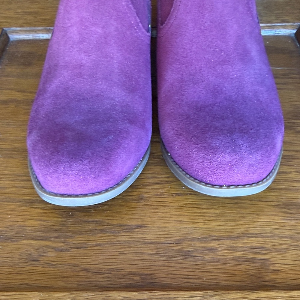 Vionic Plum Suede Chelsea Ankle Boots with Side Zip - Picture 9 of 11
